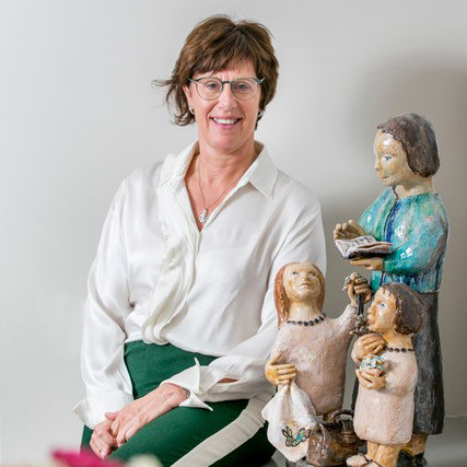 Dr. Grete Robben